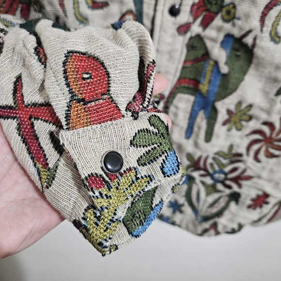 Aelfric Eden Tapestry Elephant & Camel Jacquard Button Down Shirt Small - Picture 6 of 15